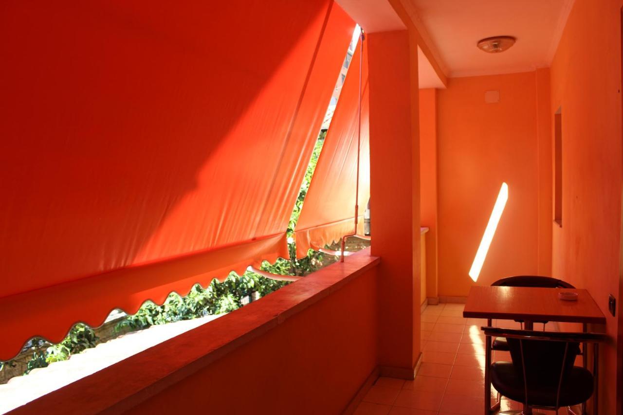 15 Hotell